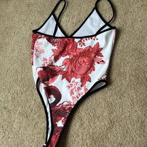 Cute fashion nova body suit never worn